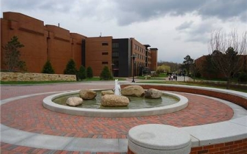 2021年罗切斯特理工学院USNews世界大学排名第679，罗切斯特理工大学