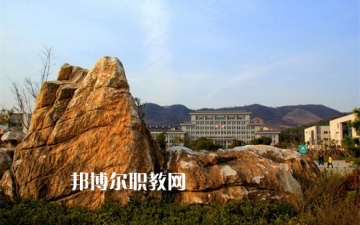 镇江技师学院2023年招生办联系电话，镇江技师学院