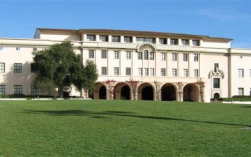 加州理工大学计算机科学与信息系统世界排名第39（22年QS世界大学专业排名），加州理工大学